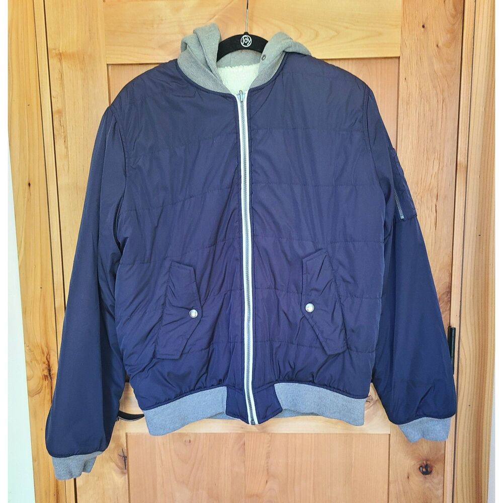 American Eagle Trucker Bomber Navy Blue Jacket LARGE Puffer Hood Varsity Pockets